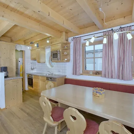 Quiet With Sauna In Koenigsleiten Chalet