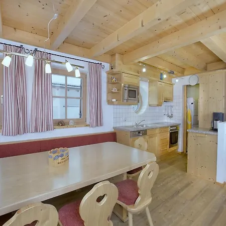 Quiet With Sauna In Koenigsleiten Chalet Wald im Pinzgau